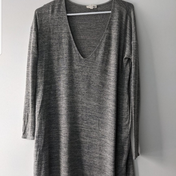 *2 for 40* Aritzia Wilfred Free Gail Dress in grey - Picture 6 of 12